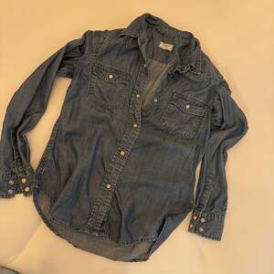 FRAME Denim Modern Western Pearl Snap Shirt